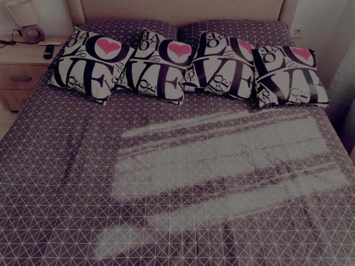 Apartman Anamaria Gospić Buitenkant foto