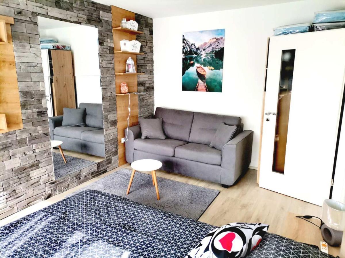 Apartman Anamaria Gospić Buitenkant foto